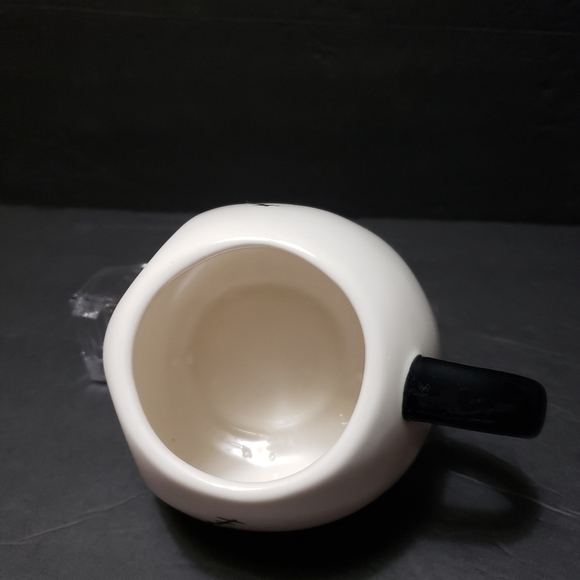 KCARE By DISNEY Jack Skellington Face "Nightmare Before Christmas" Mug - Picture 4 of 7